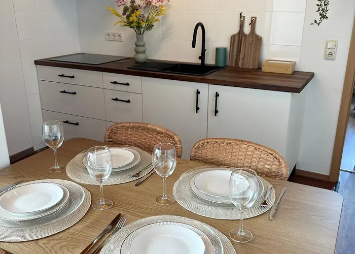 アパート Visit -glasstube