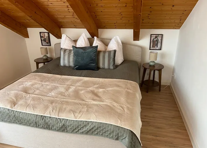 Visit -glasstube アパート オーバーホーフ