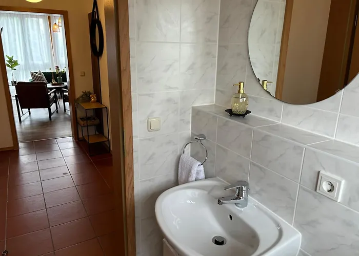 Visit -glasstube * オーバーホーフ