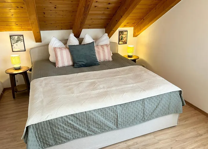 Visit -glasstube * オーバーホーフ