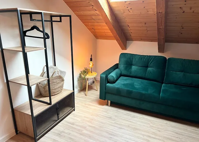 アパート Visit -glasstube *